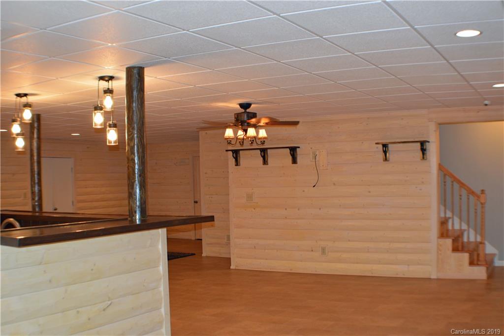 8024 White Oak Rd Union Grove Union Grove, NC 28689 - Photo 18 of 25