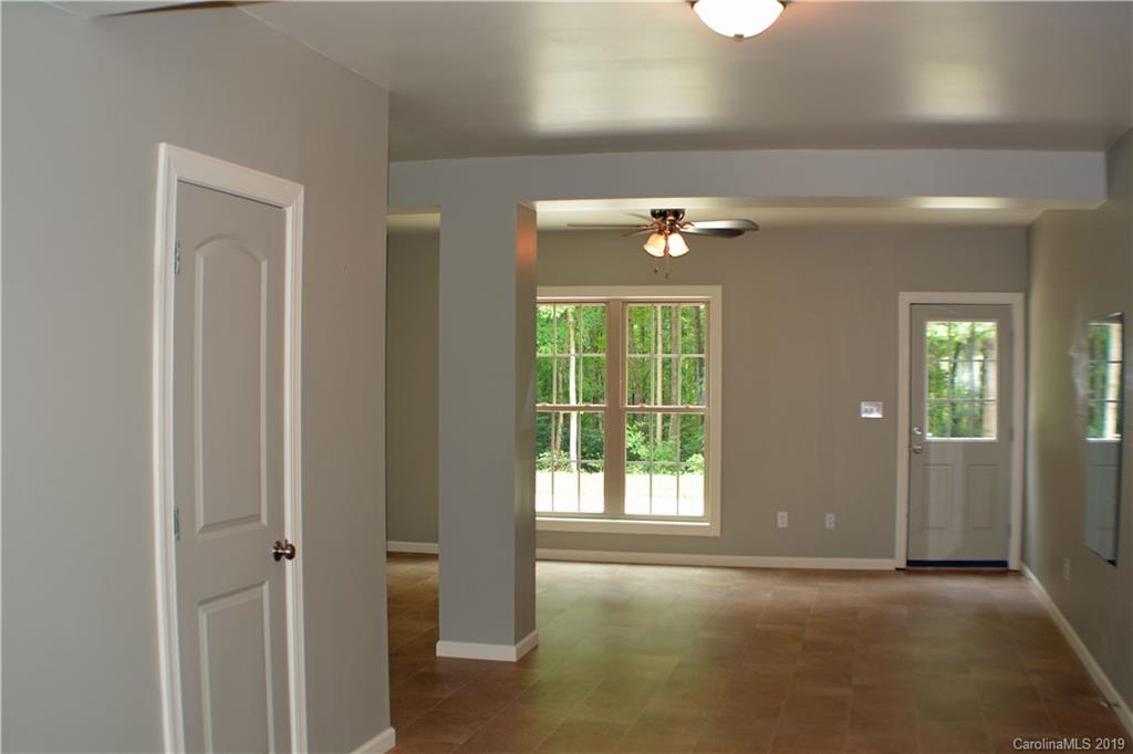 8024 White Oak Rd Union Grove Union Grove, NC 28689 - Photo 23 of 25