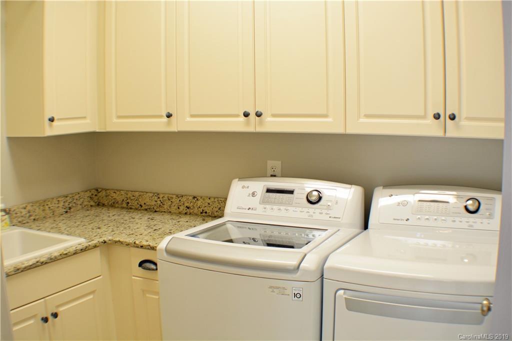 8024 White Oak Rd Union Grove Union Grove, NC 28689 - Photo 8 of 25
