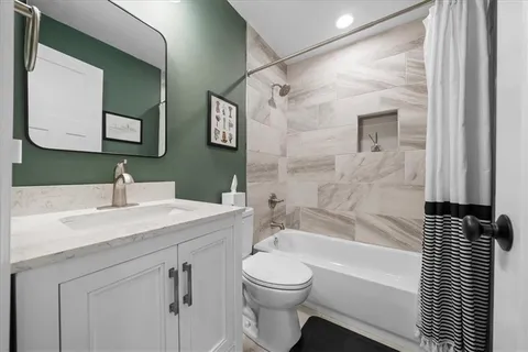 $649,000 | 8601 Travis Street, Overland Park, KS 66212