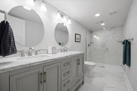 $649,000 | 8601 Travis Street, Overland Park, KS 66212