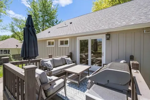 $649,000 | 8601 Travis Street, Overland Park, KS 66212