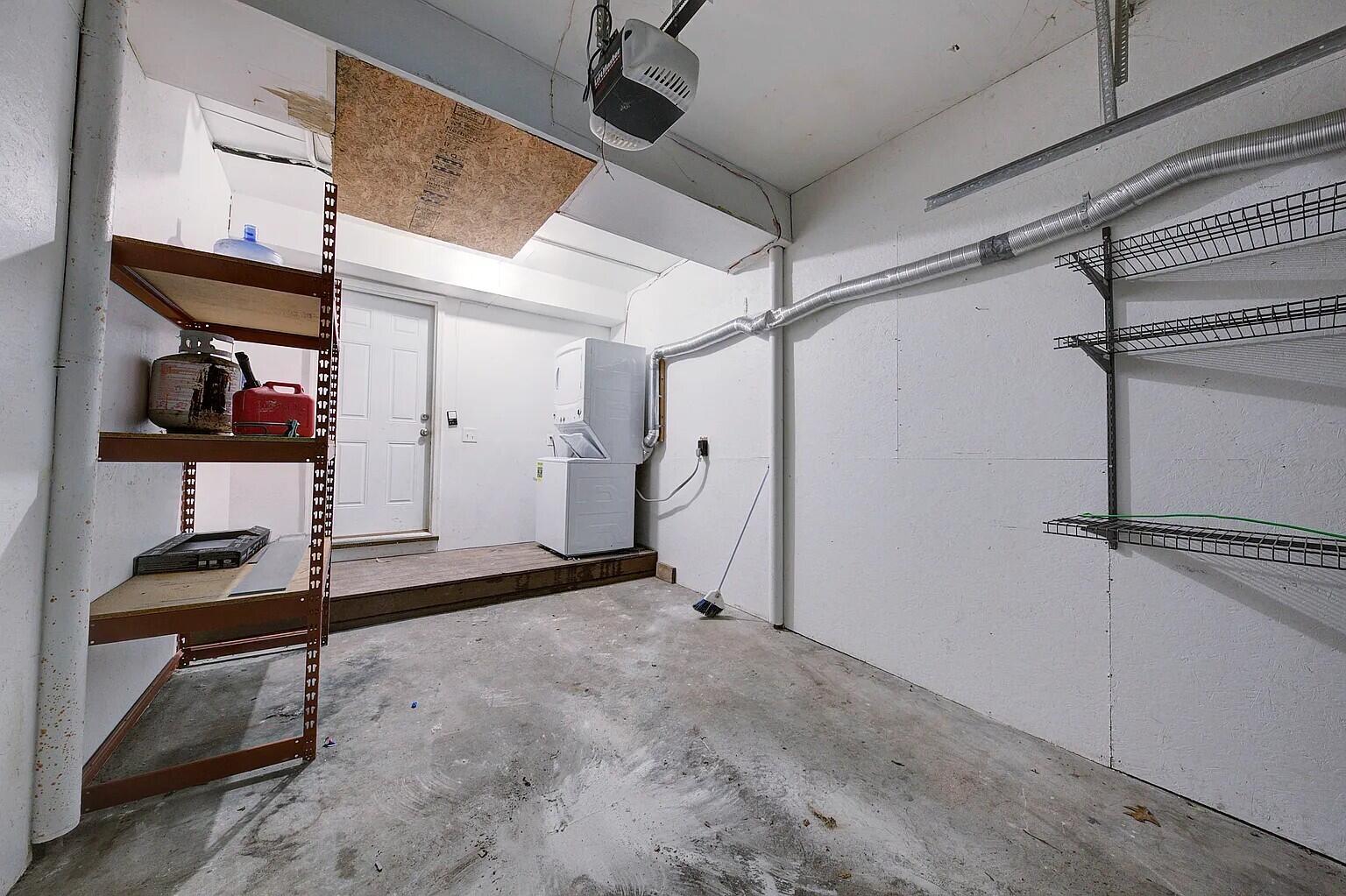 260 West Unadilla Street, Unit 5 Pinckney, MI 48169 - Photo 13 of 14 Unadilla 3-23