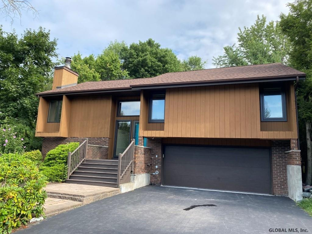 25 Dyke Road Colonie, NY 12110 - Photo 1 of 32 Photo 1