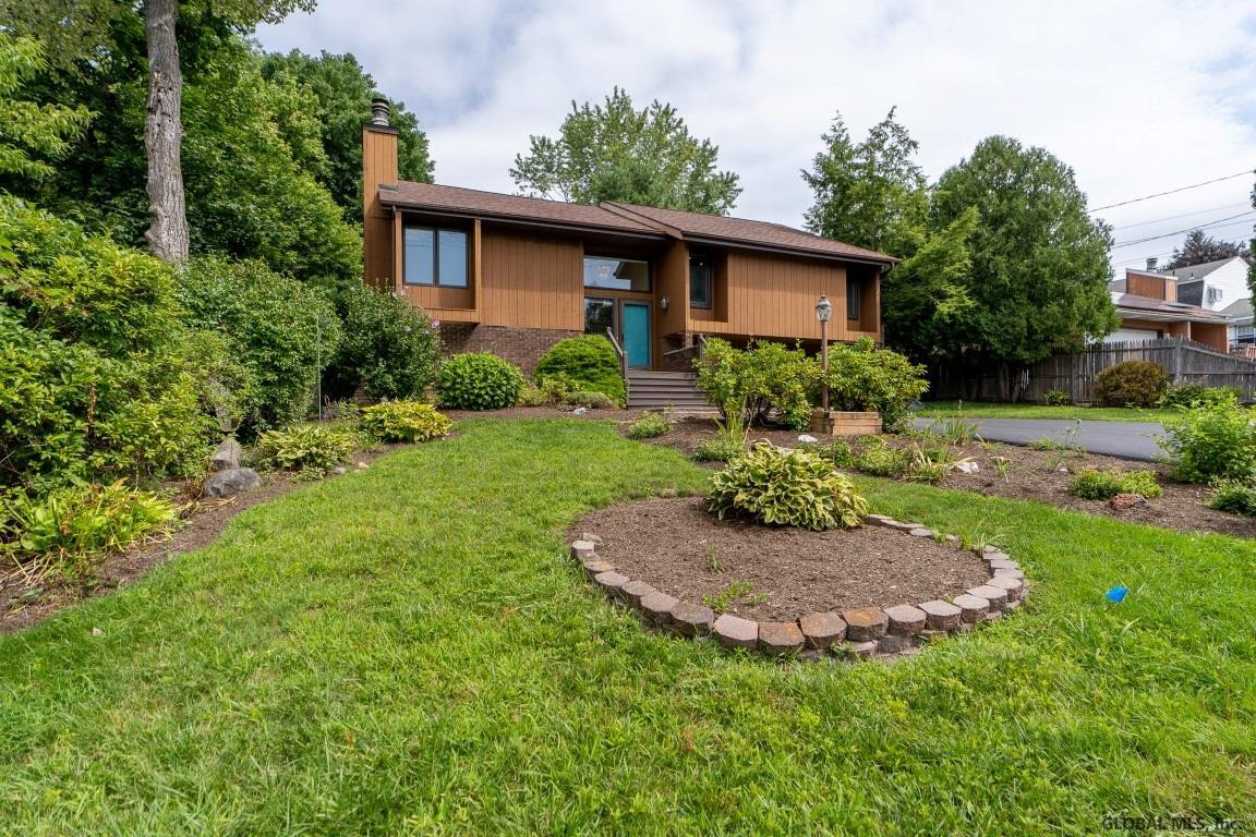 25 Dyke Road Colonie, NY 12110 - Photo 2 of 32 Photo 2
