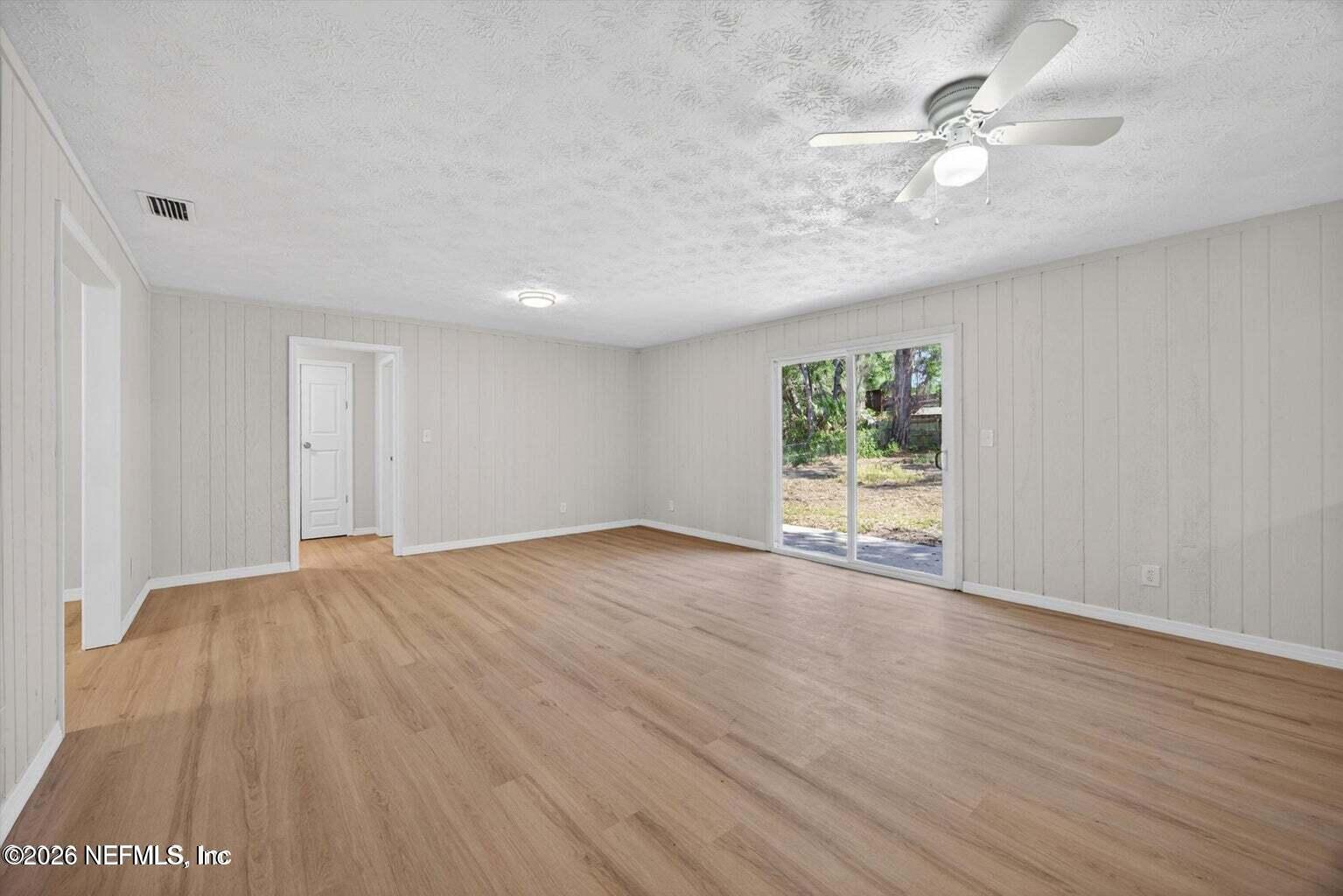 6894 Ridge Street Keystone Heights, FL 32656 - Photo 12 of 40 20260507215541421082000000-o