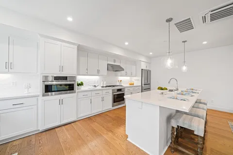 $1,998,000 | 16015 Bartlett Court, Los Gatos, CA 95032