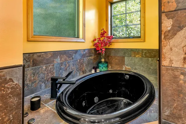 $485,000 | 1111 Stark Road, Conway, NH 03813