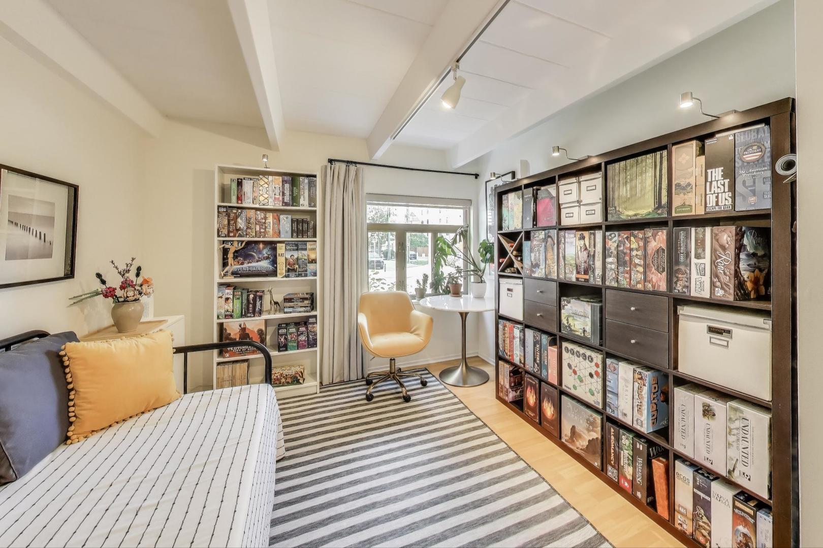 1862 Sherman Avenue, Unit 1NE Evanston, IL 60201 - Photo 18 of 21