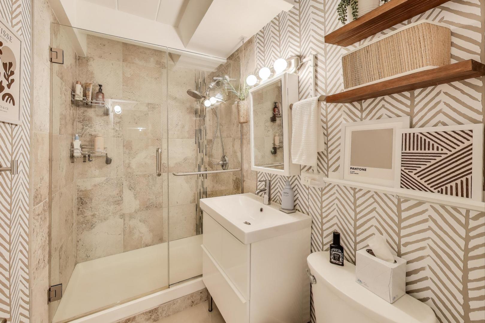 1862 Sherman Avenue, Unit 1NE Evanston, IL 60201 - Photo 20 of 21