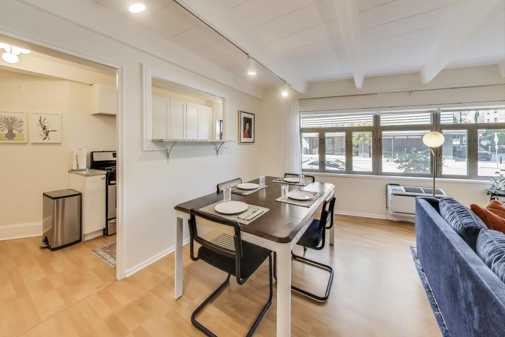 1862 Sherman Avenue, Unit 1NE Evanston, IL 60201 - Photo 8 of 21