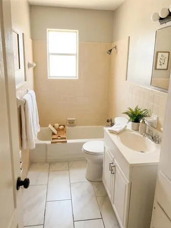 $1,800 | 1910 Mercedes Road, Denton, TX 76205