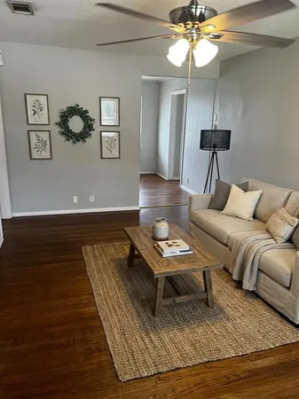 $1,800 | 1910 Mercedes Road, Denton, TX 76205