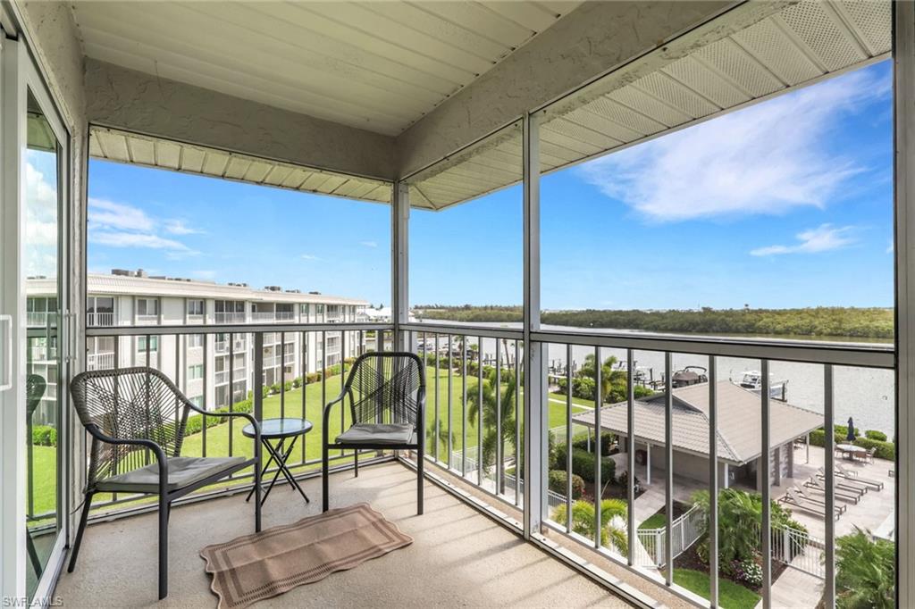 307 Goodlette-Frank Road, Unit B507 Naples, FL 34102 - Photo 11 of 16