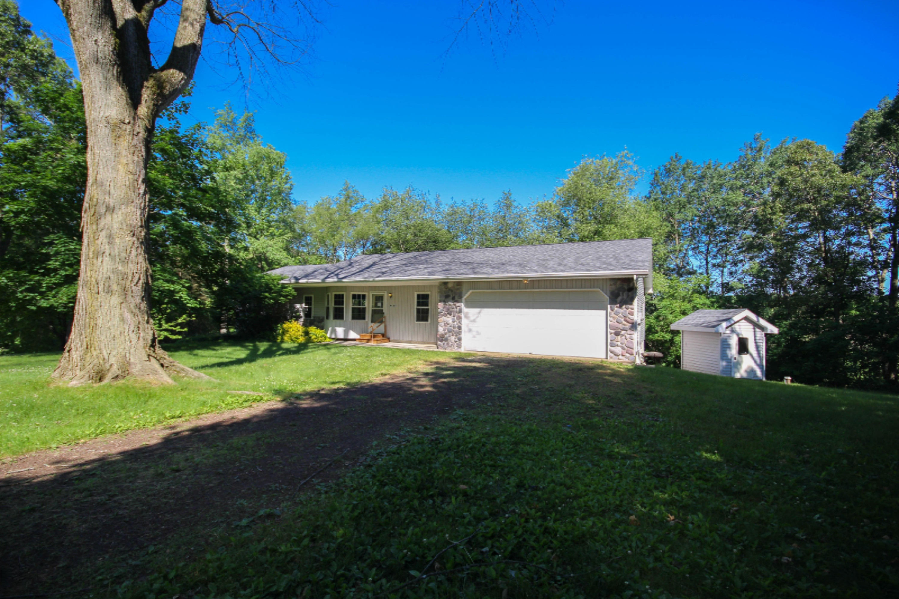 14058 Drummond Road Three Rivers, MI 49093 - Photo 4 of 43 untitled (24 of 39)