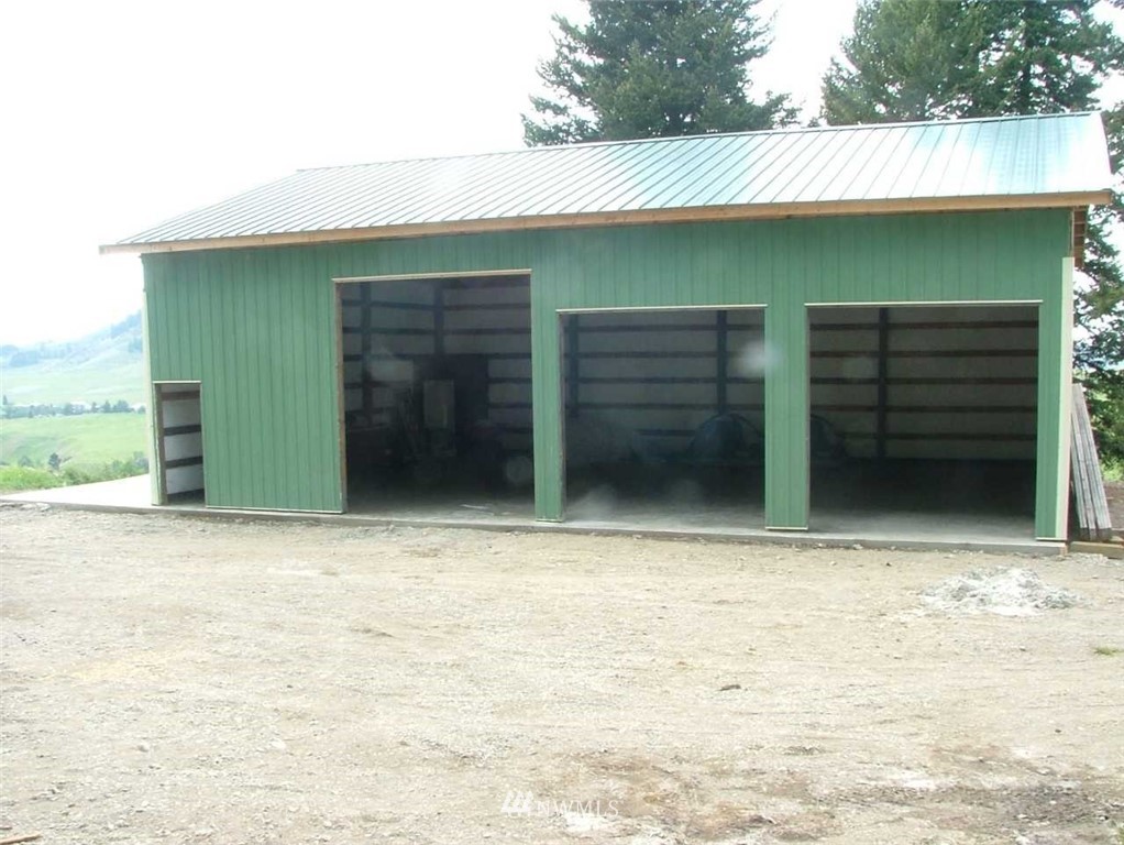 75 Snowshoe Road Oroville, WA 98844 - Photo 5 of 9 Gallery Image 5