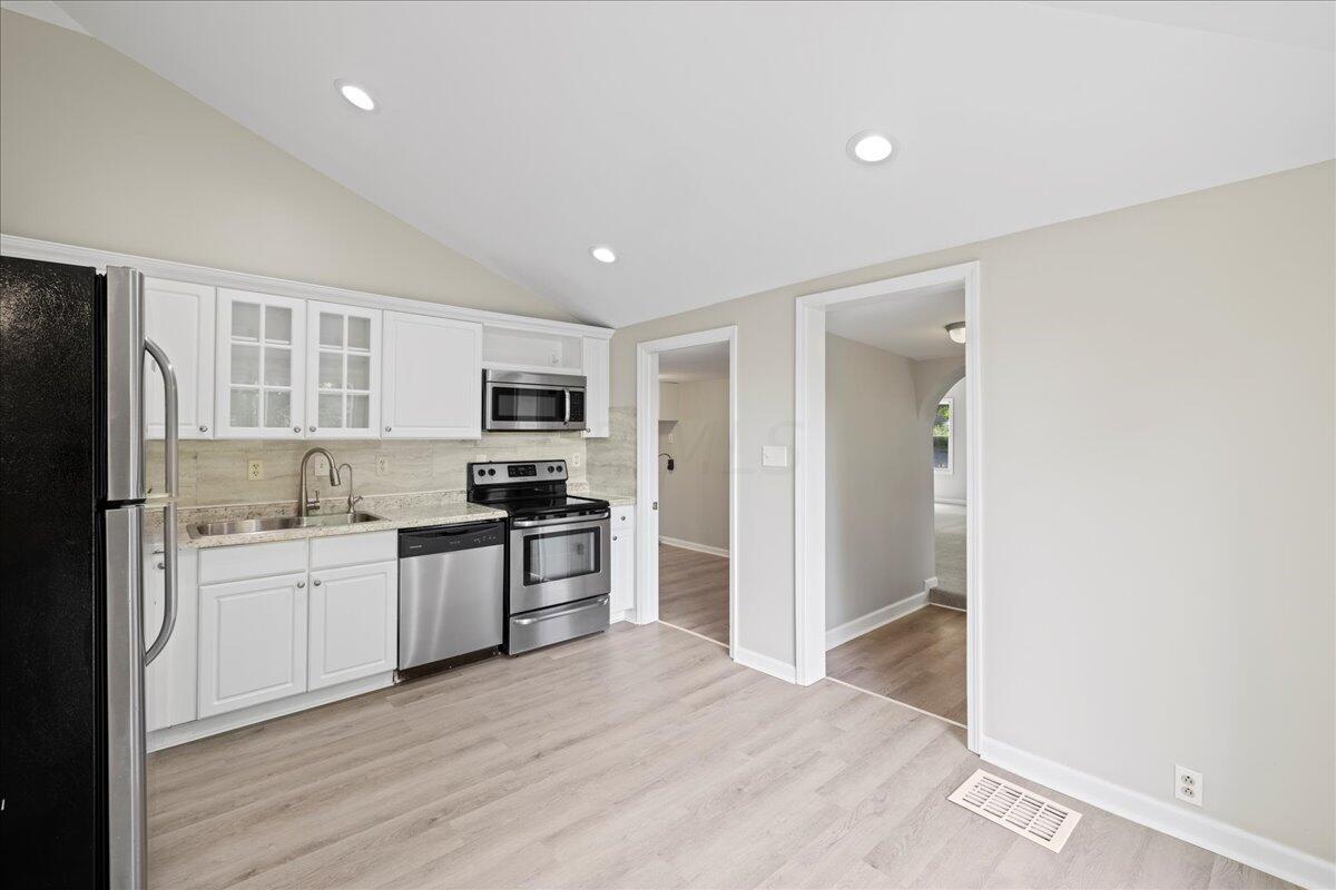 426 Milnor Road Pickerington, OH 43147 - Photo 15 of 48 14-Kitchen