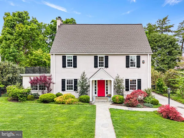 $1,365,000 | 497 St Davids Avenue, Wayne, PA 19087