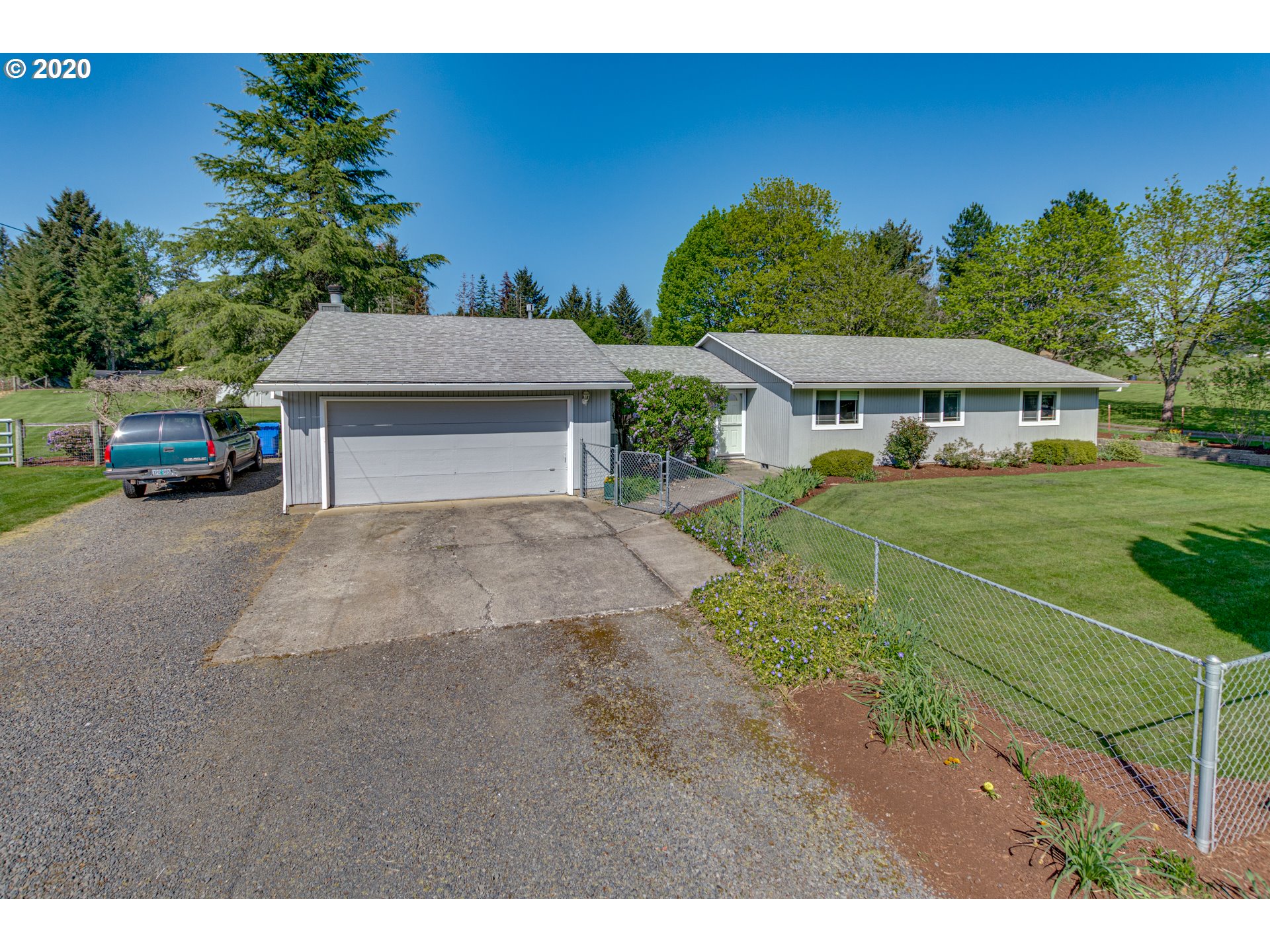 15050 Southeast Royer Road Damascus, OR 97089 - Photo 1 of 31