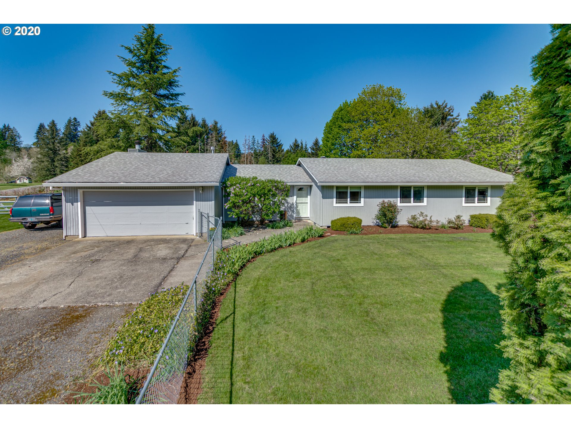 15050 Southeast Royer Road Damascus, OR 97089 - Photo 4 of 31