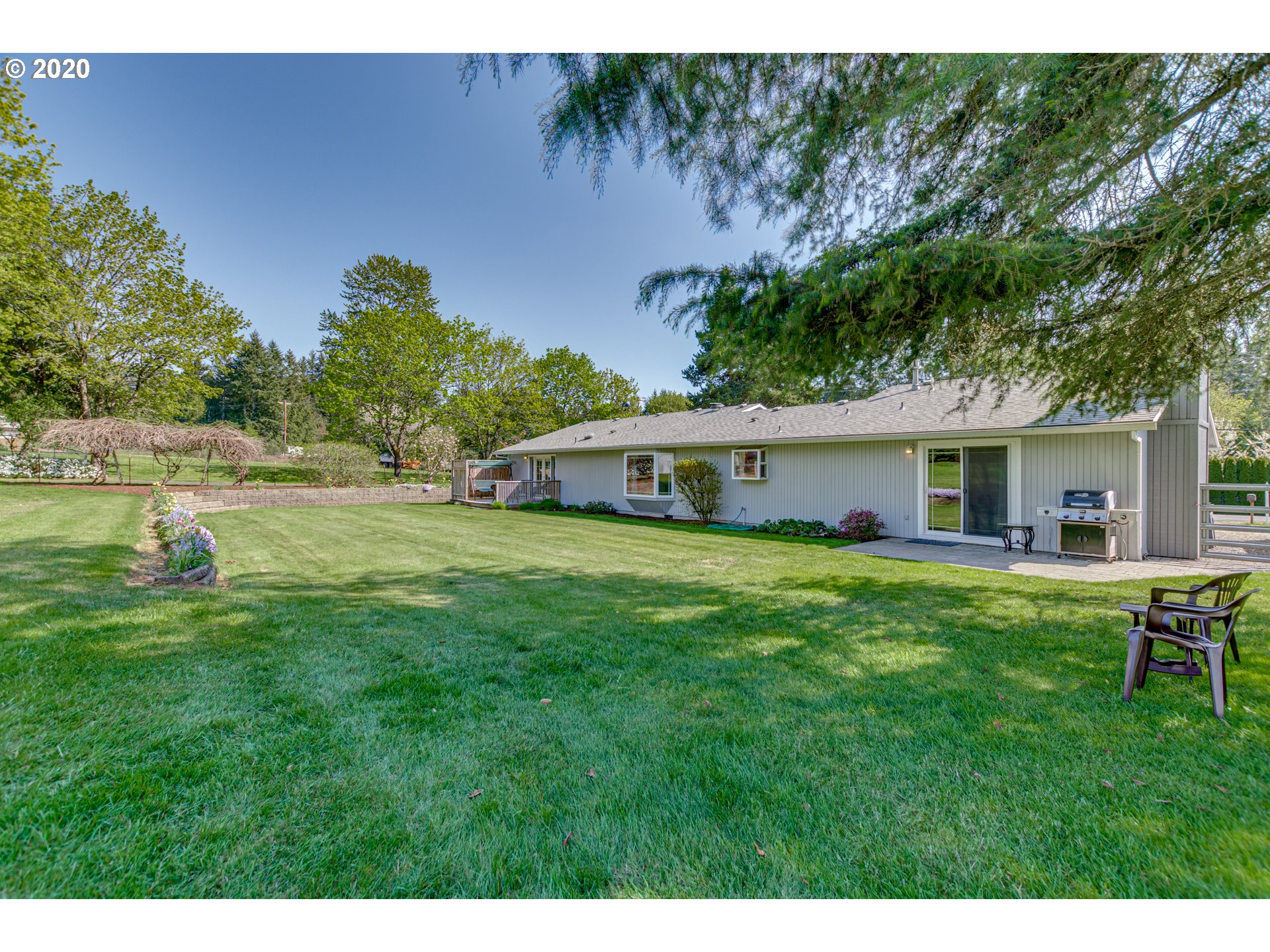 15050 Southeast Royer Road Damascus, OR 97089 - Photo 9 of 31