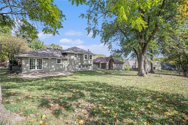 $325,000 | 7407 Northwest 78th Street, Kansas City, MO 64152