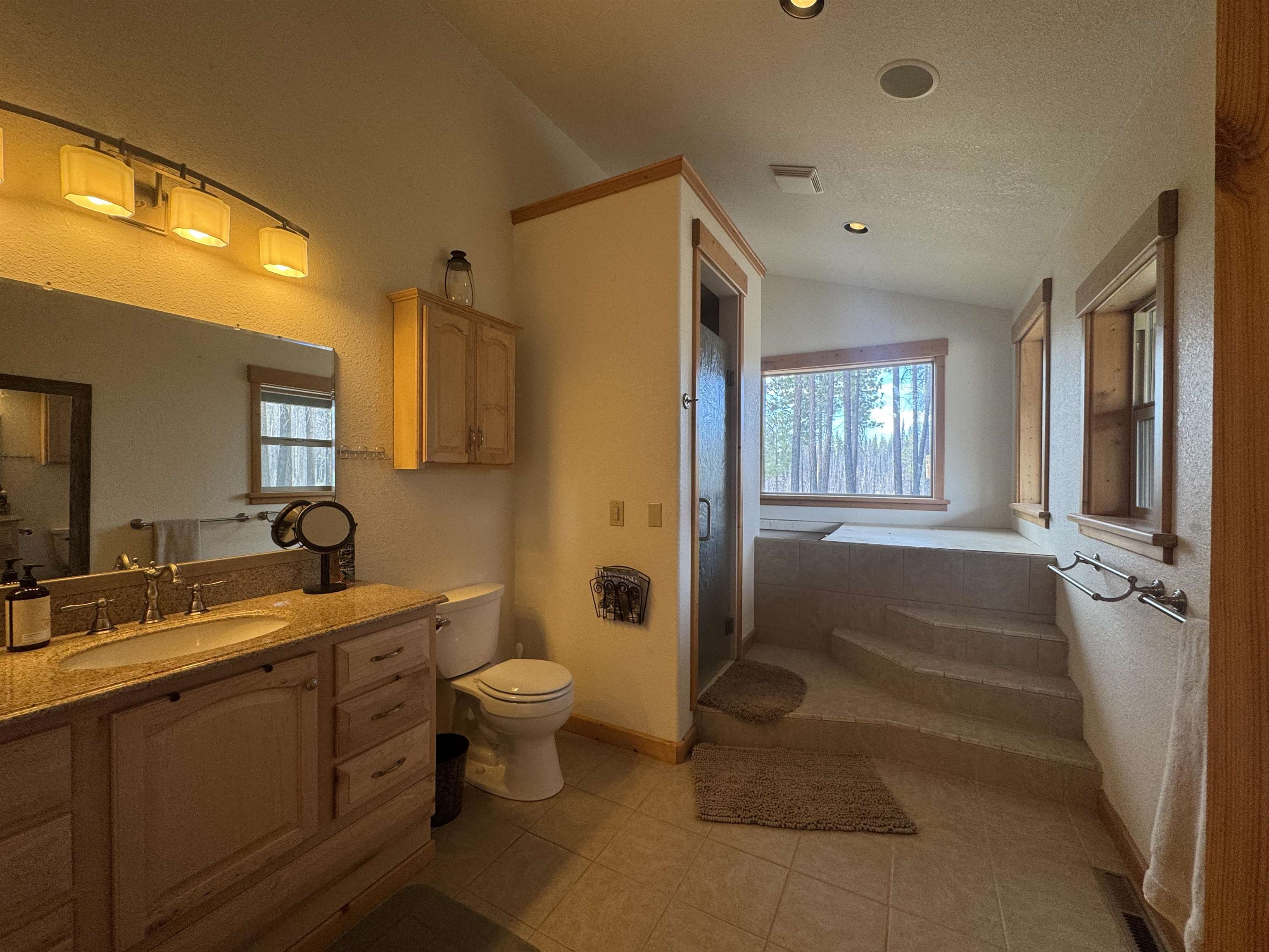 7051 Rim Drive Chester, CA 96020 - Photo 12 of 26 Gallery Image 12