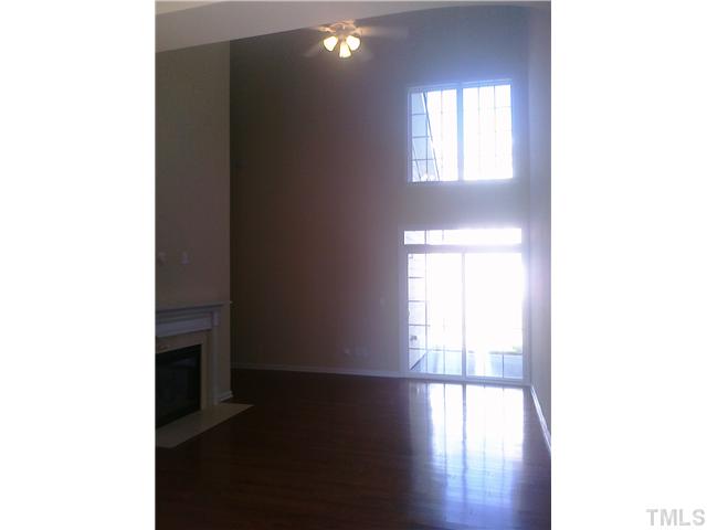 10118 Barnhart Way, Unit 99 Raleigh, NC 27617 - Photo 4 of 12 Gallery Image 4