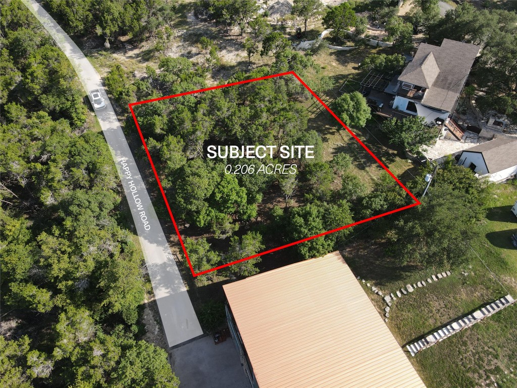 19525 Happy Hollow Road Spicewood, TX 78669 - Photo 3 of 8 an outdoor view