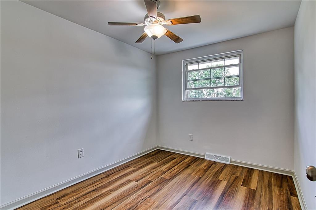 428 West Starz Road Gibsonia, PA 15044 - Photo 17 of 24