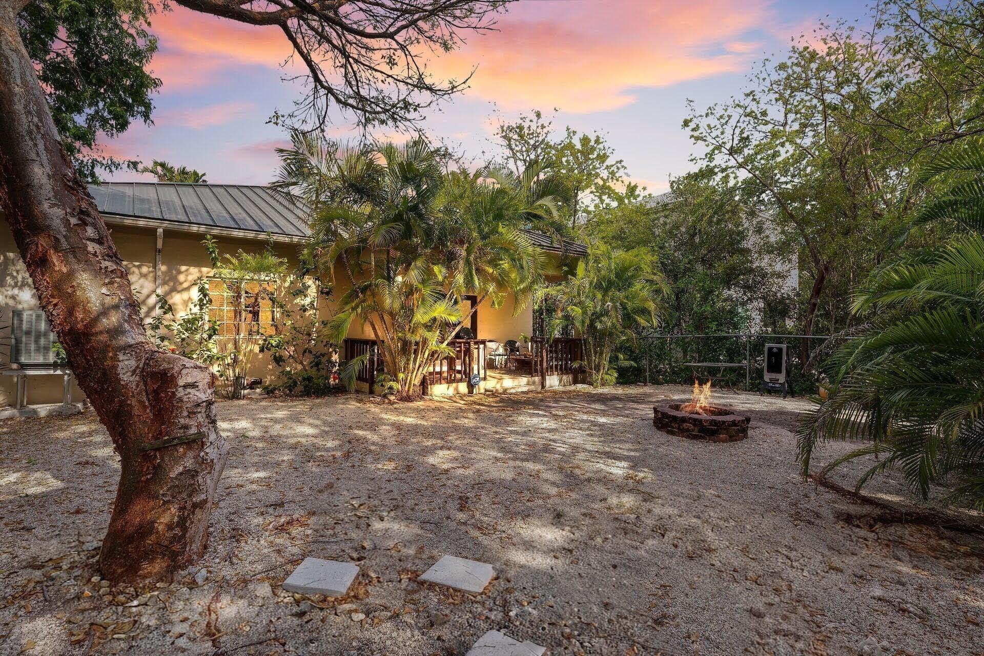 6 Fishermans Trail Key Largo, FL 33037 - Photo 30 of 50 a view of a park with large trees