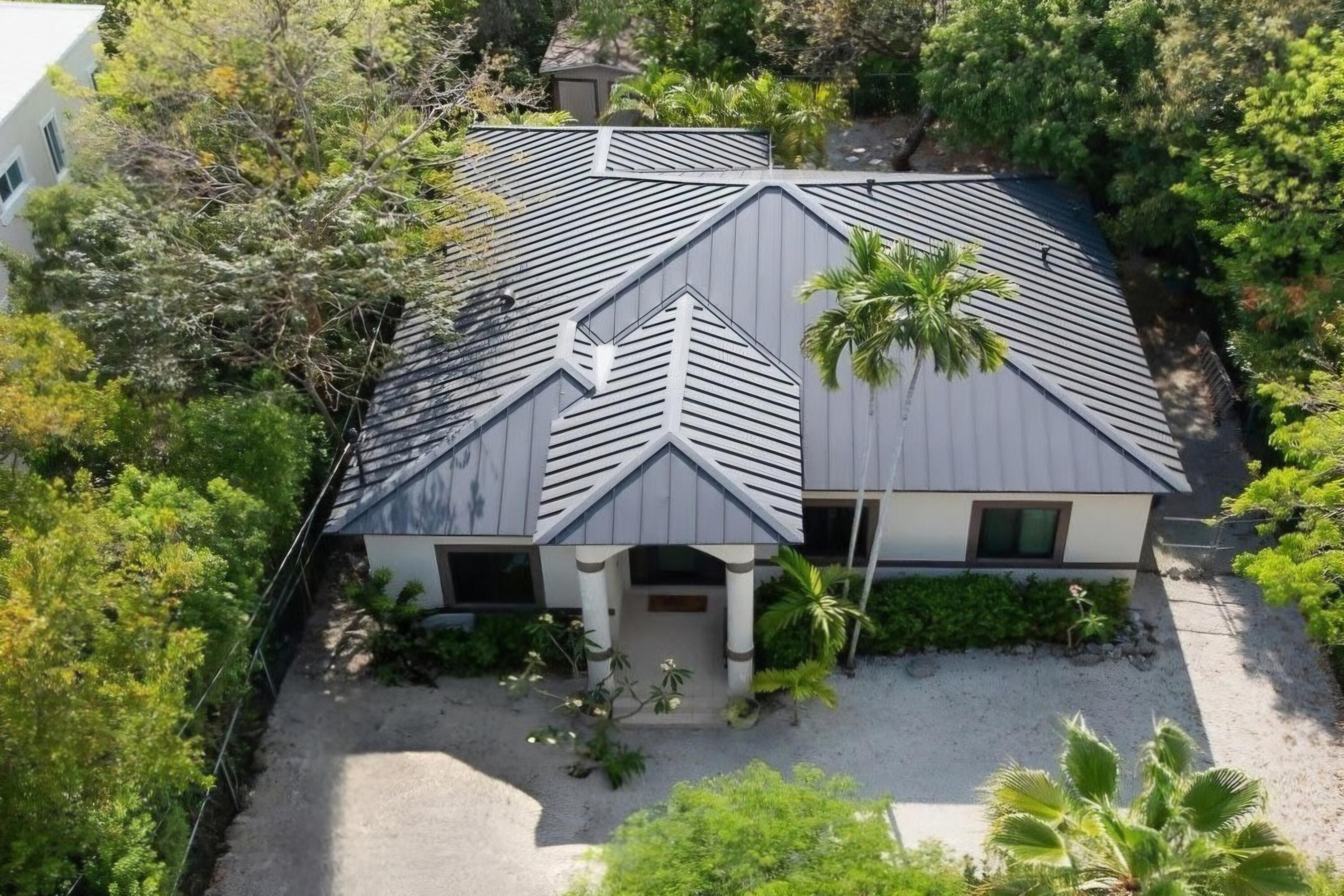 6 Fishermans Trail Key Largo, FL 33037 - Photo 36 of 50 a aerial view of a house
