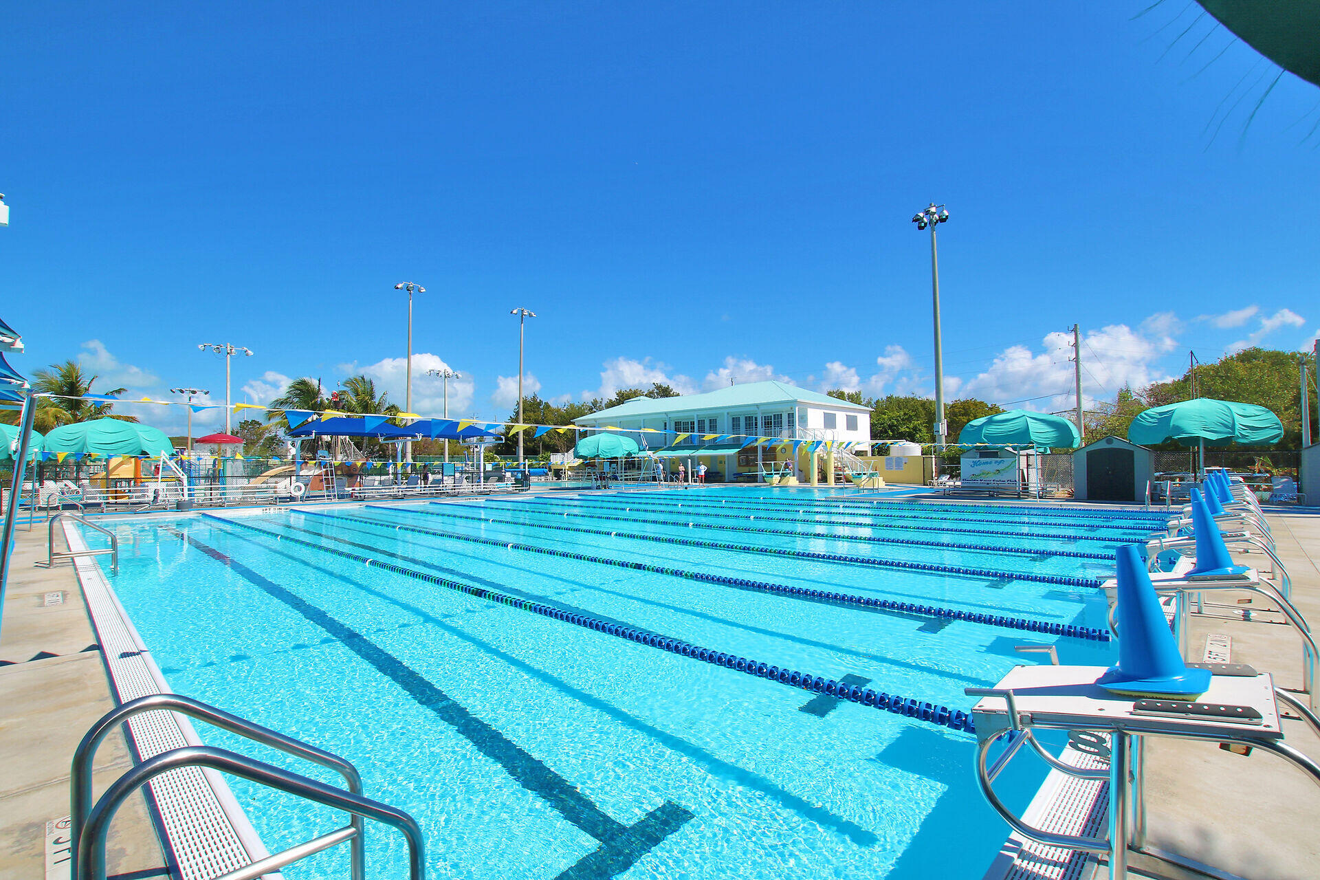 6 Fishermans Trail Key Largo, FL 33037 - Photo 43 of 50 a group of people sitting in a yard