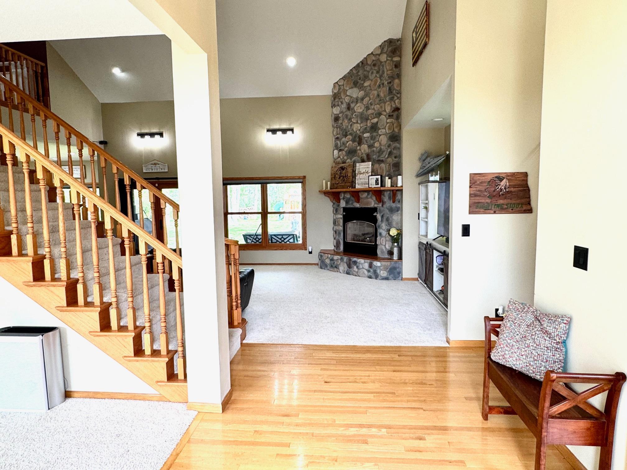 901 6th Street Southwest Roseau, MN 56751 - Photo 4 of 31