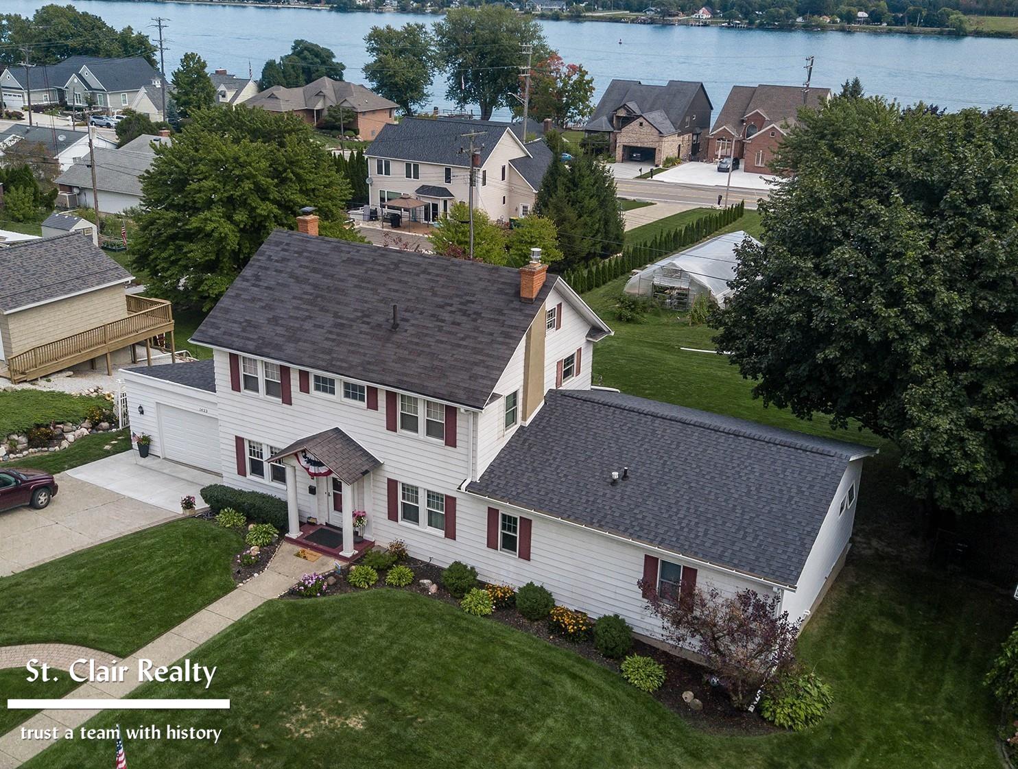 1423 South Riverside Avenue St. Clair, MI 48079 - Photo 1 of 44