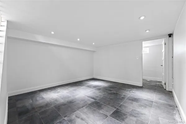 $1,299,000 | 163-37 20th Avenue | Clearview