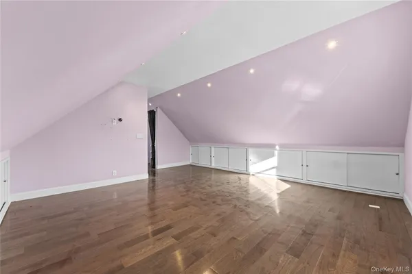 $1,299,000 | 163-37 20th Avenue | Clearview