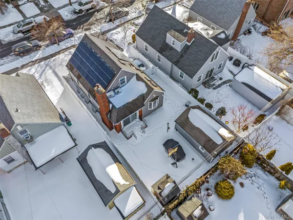 $1,299,000 | 163-37 20th Avenue | Clearview