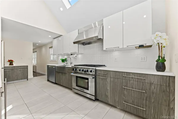 $1,299,000 | 163-37 20th Avenue | Clearview