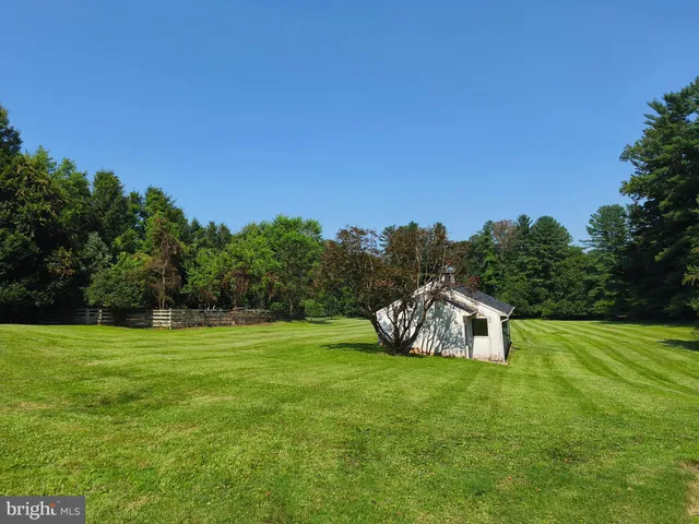 $4,575 | 901 Walker Road, Great Falls, VA 22066