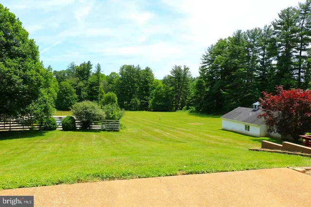 $4,575 | 901 Walker Road, Great Falls, VA 22066