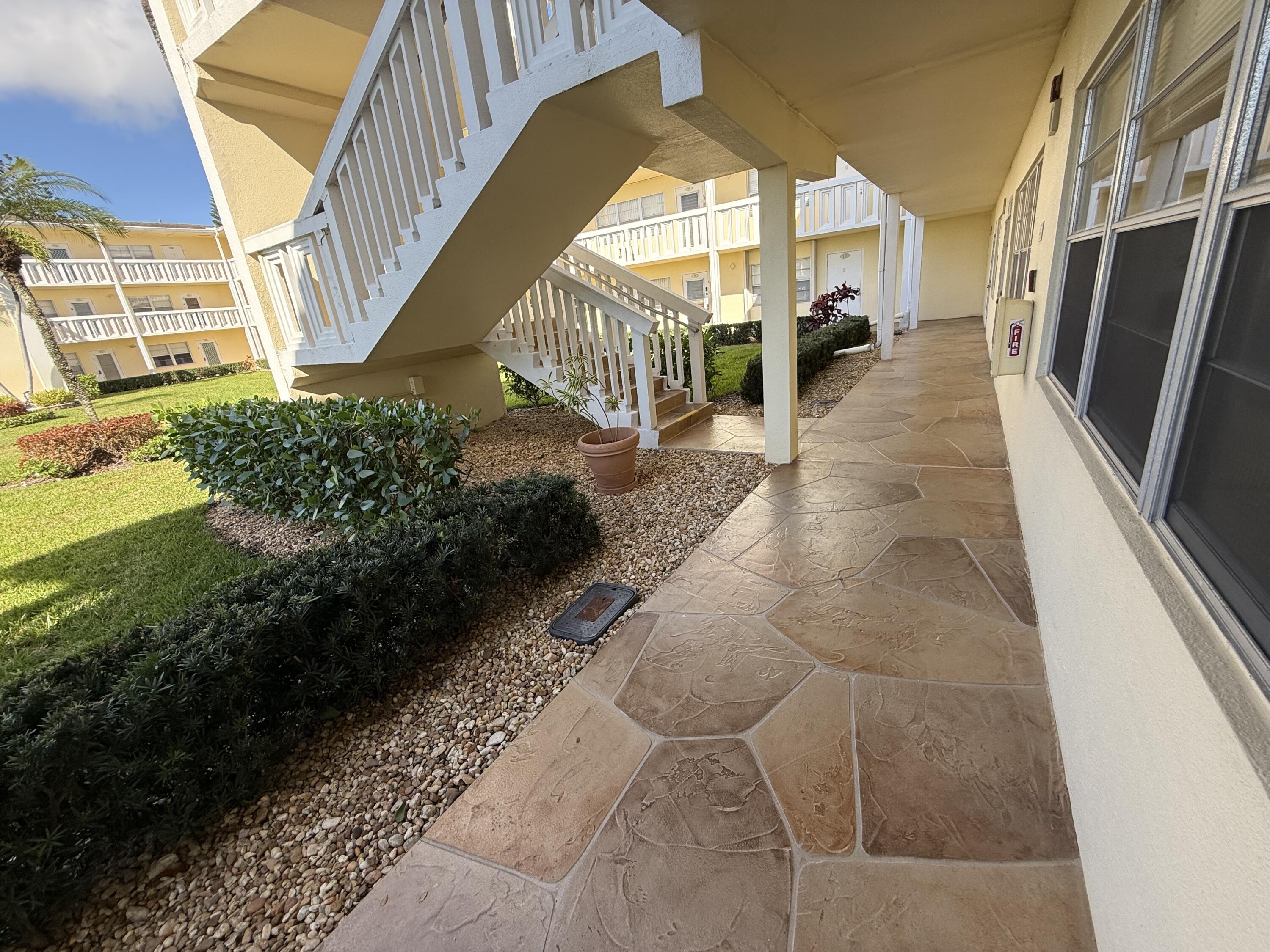 13 Dorset A Boca Raton, FL 33434 - Photo 35 of 69 IMG_0481