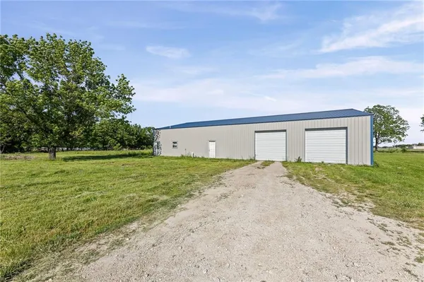 $169,900 | 607 Randolph Street, Bronson, KS 66716