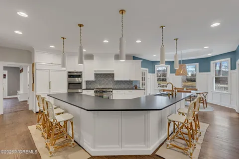 $2,100,000 | 73 Northvale Avenue, Little Silver, NJ 07739