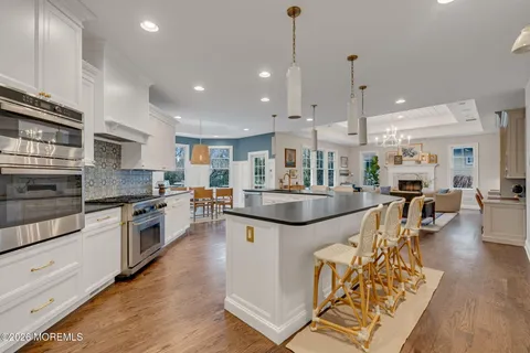 $2,100,000 | 73 Northvale Avenue, Little Silver, NJ 07739