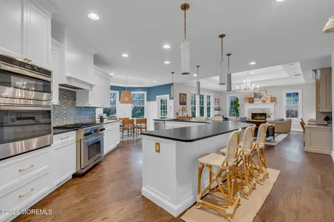$2,100,000 | 73 Northvale Avenue, Little Silver, NJ 07739