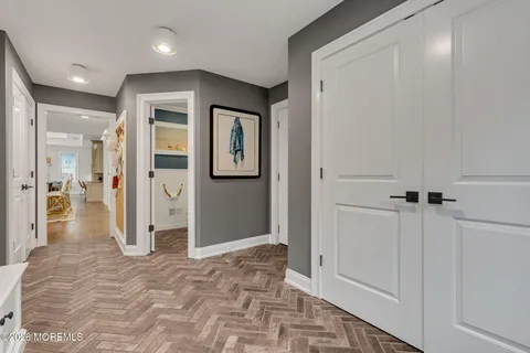 $2,100,000 | 73 Northvale Avenue, Little Silver, NJ 07739