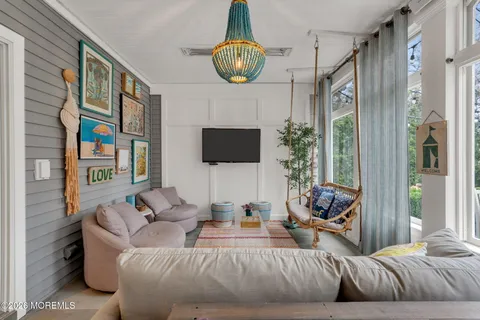 $2,100,000 | 73 Northvale Avenue, Little Silver, NJ 07739