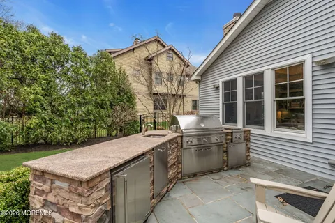 $2,100,000 | 73 Northvale Avenue, Little Silver, NJ 07739