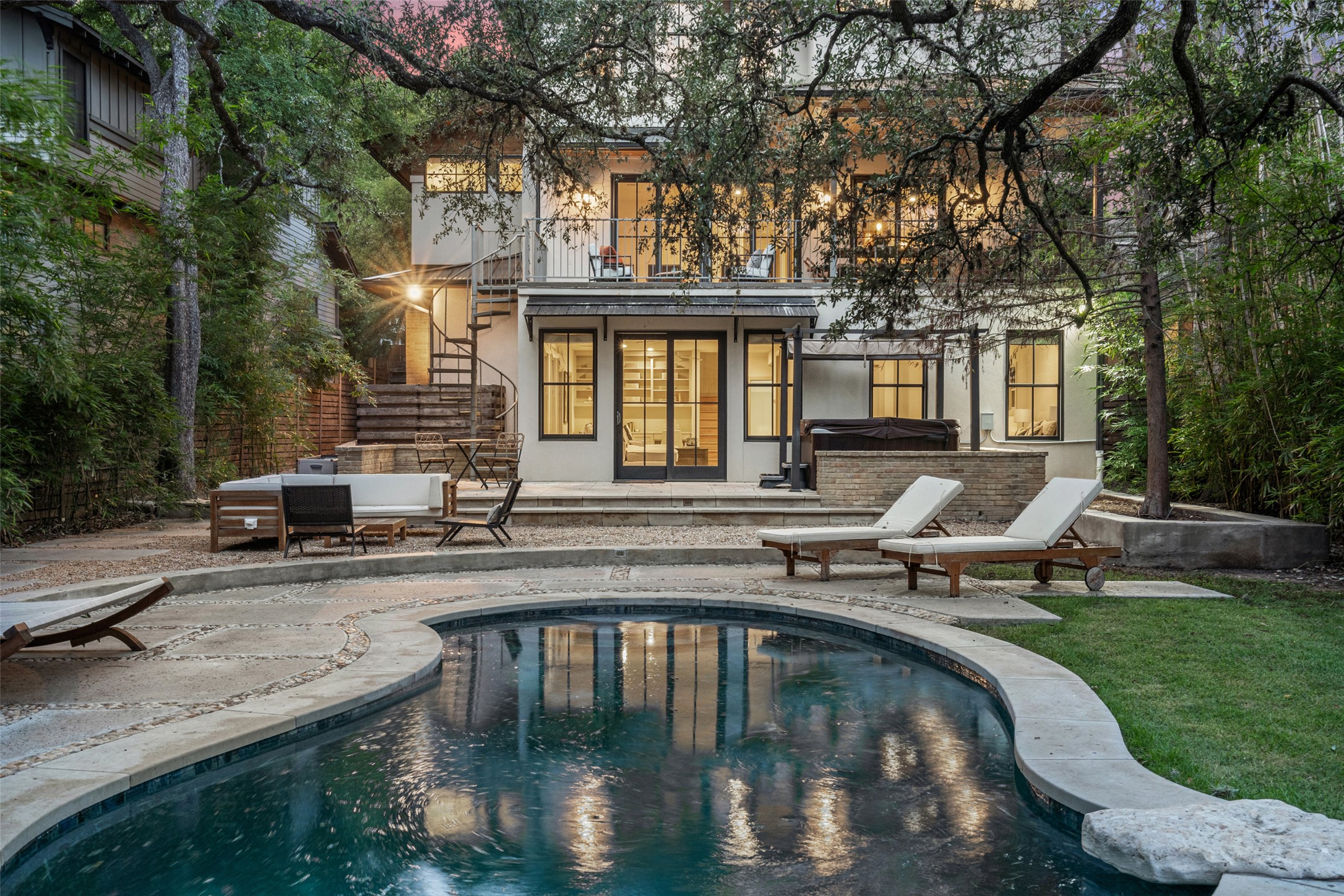 1907 McCall Road Austin, TX 78703 - Photo 3 of 35